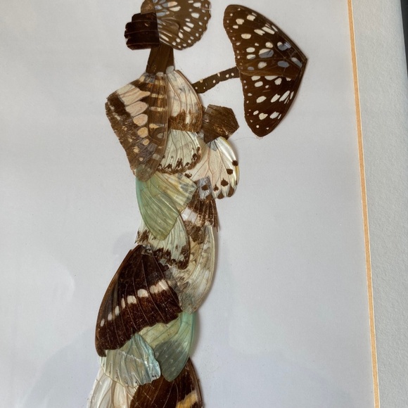 Vintage AFRICAN BUTTERFLY ART Framed Tribal Woman Collage Picture Artist’s Signe - Picture 3 of 6